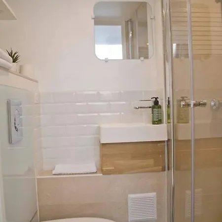 아파트 Charming Loft In The Heart Of *